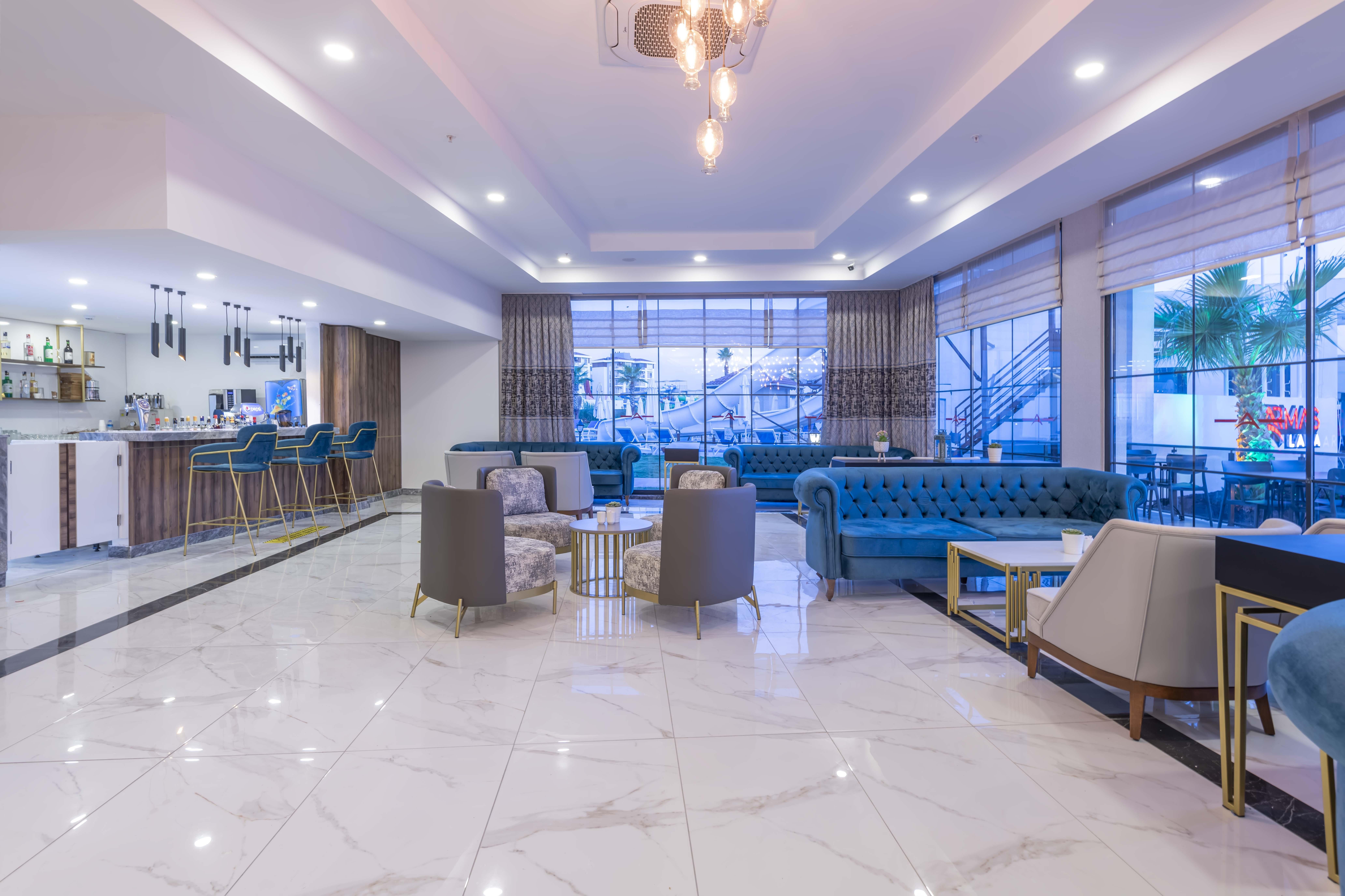 Royal Towers Lara Hotel Antalya Buitenkant foto
