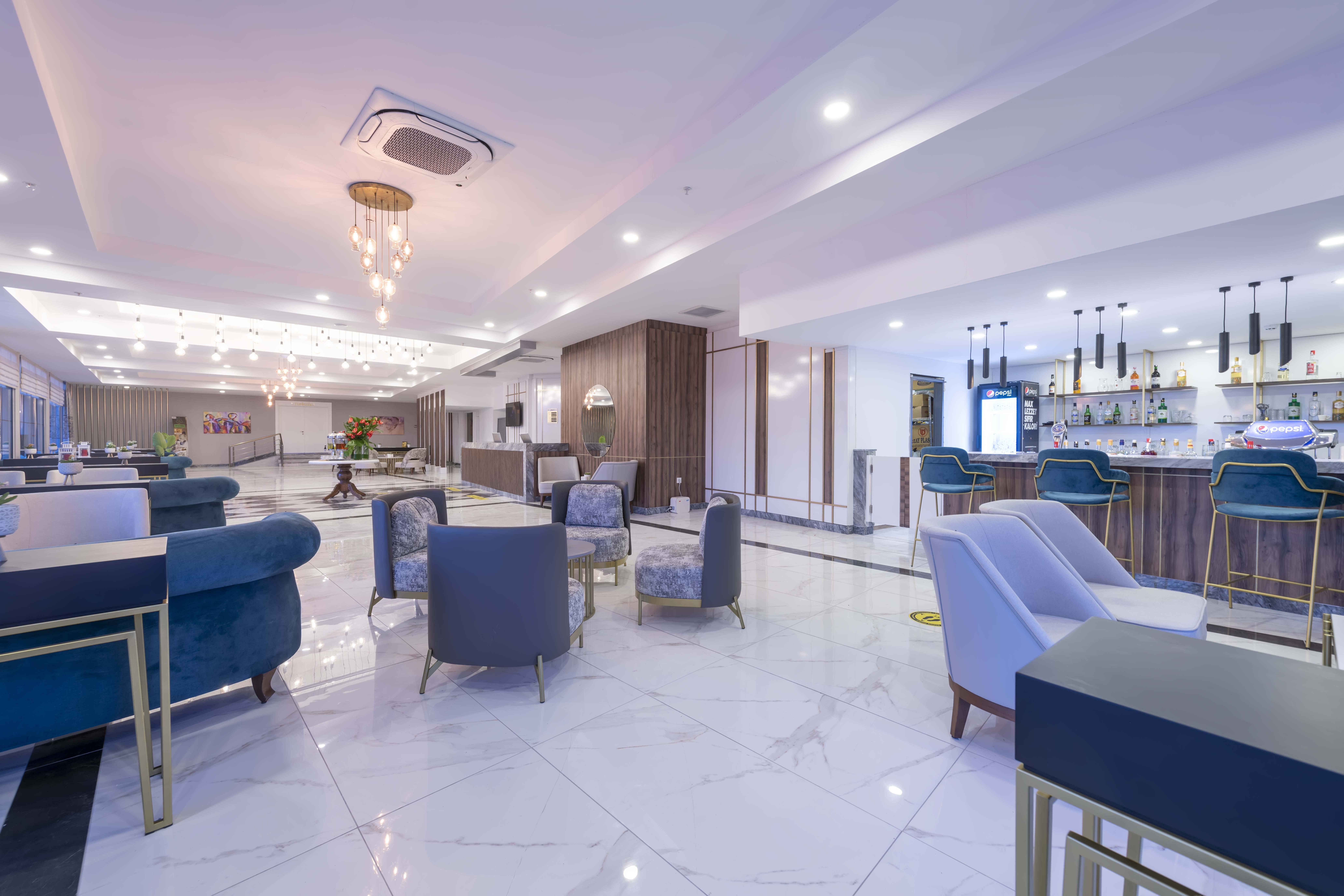 Royal Towers Lara Hotel Antalya Buitenkant foto