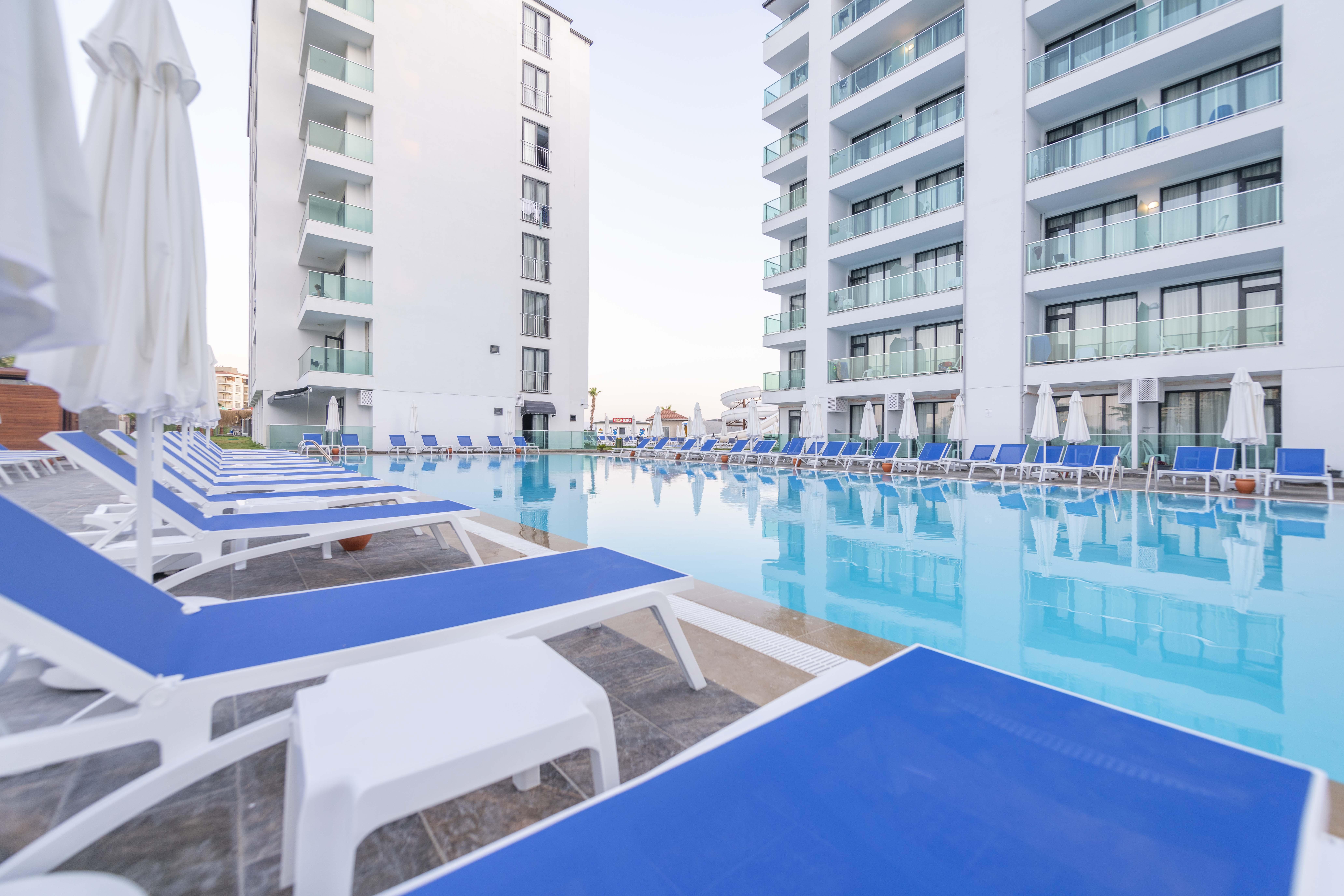 Royal Towers Lara Hotel Antalya Buitenkant foto