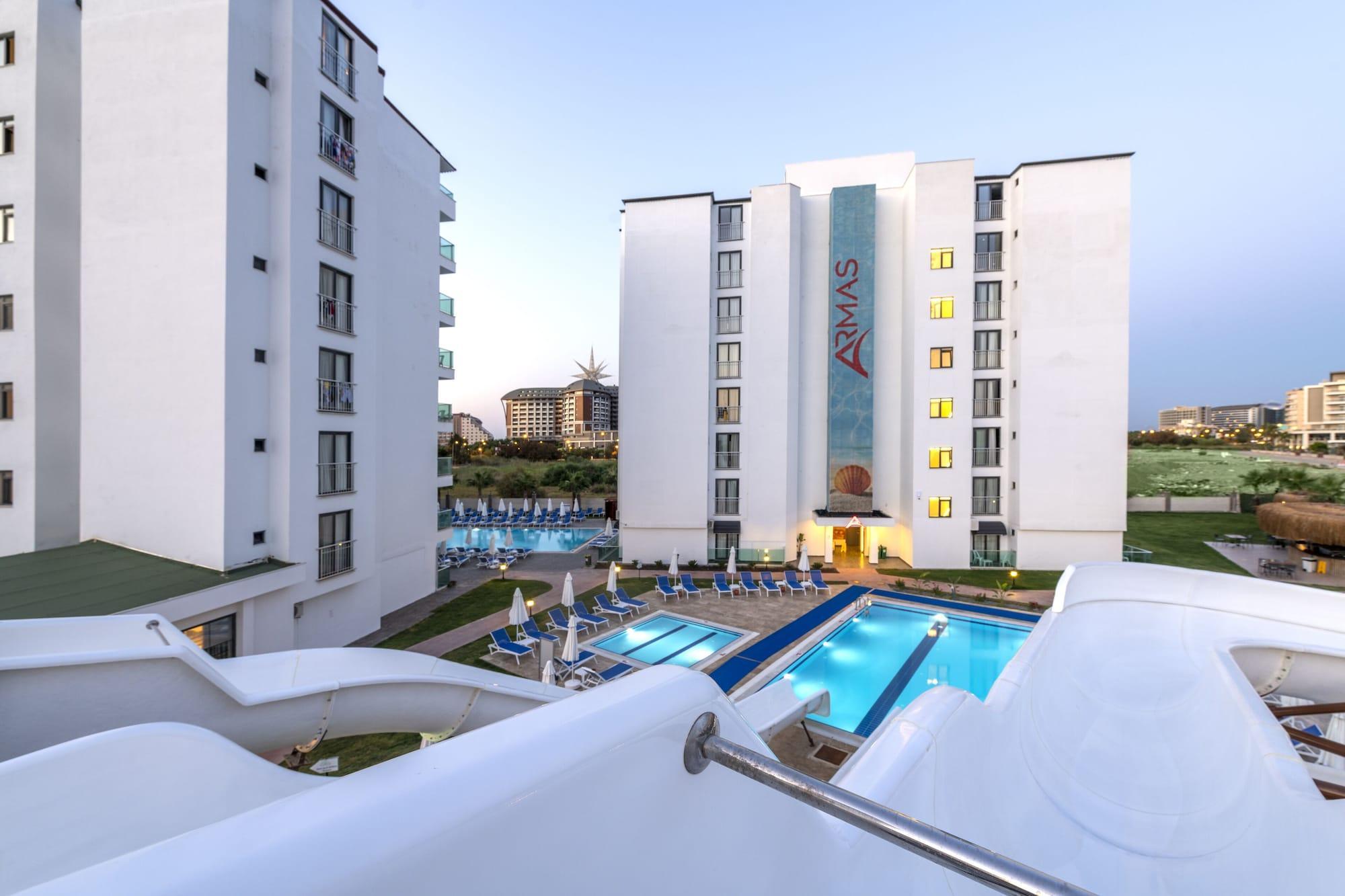 Royal Towers Lara Hotel Antalya Buitenkant foto